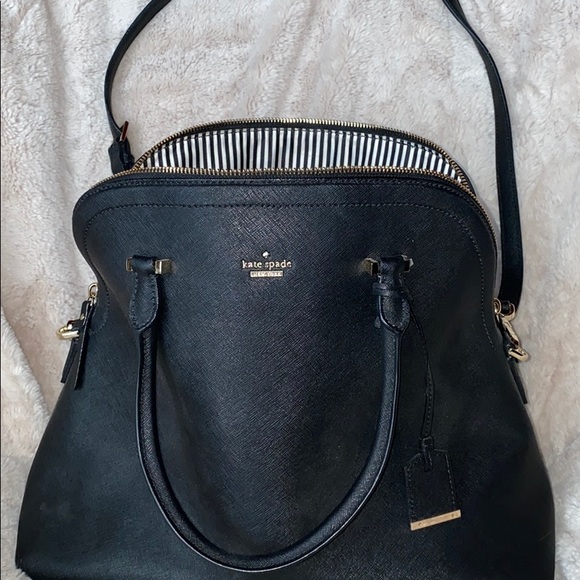 Kate Spade purse - Picture 1 of 5